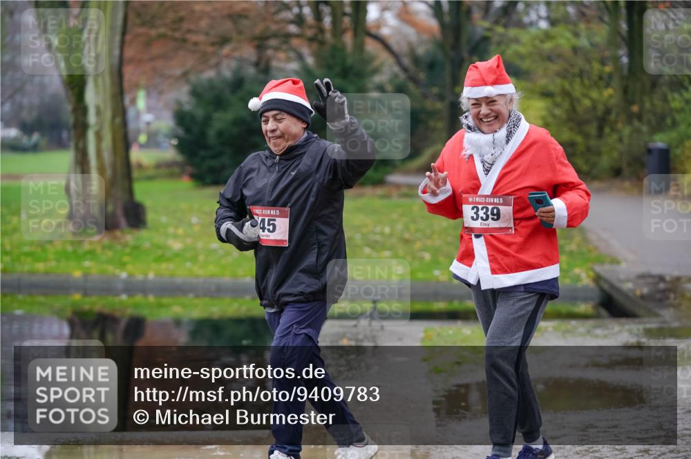 07.12.2025 - St. Pauli X-Mass-Run No. 15 Michael Burmester http://msf.ph/oto/9409783 07.12.2025 11:29:10 Laufen 15, 45, 15, 339 meine-sportfotos.de