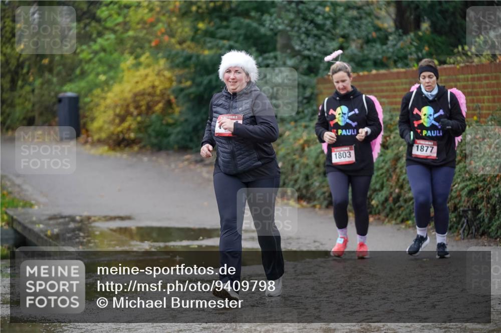 07.12.2025 - St. Pauli X-Mass-Run No. 15 Michael Burmester http://msf.ph/oto/9409798 07.12.2025 11:29:13 Laufen 15, 1877, 1803 meine-sportfotos.de