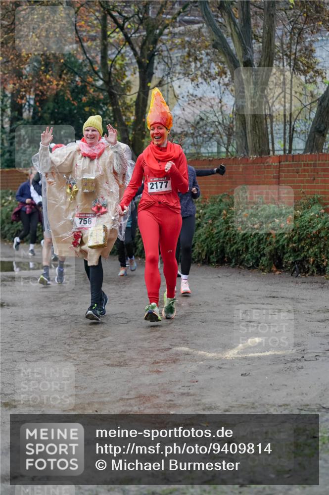 07.12.2025 - St. Pauli X-Mass-Run No. 15 Michael Burmester http://msf.ph/oto/9409814 07.12.2025 09:46:22 Laufen 756, 2177 meine-sportfotos.de