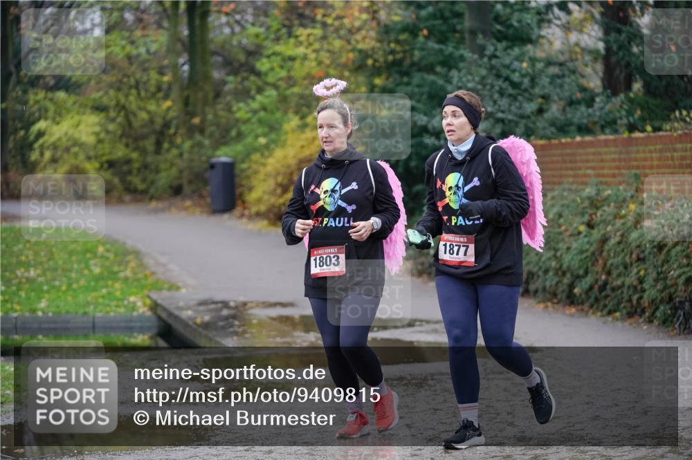 07.12.2025 - St. Pauli X-Mass-Run No. 15 Michael Burmester http://msf.ph/oto/9409815 07.12.2025 11:29:15 Laufen 15, 1803, 15, 1877 meine-sportfotos.de
