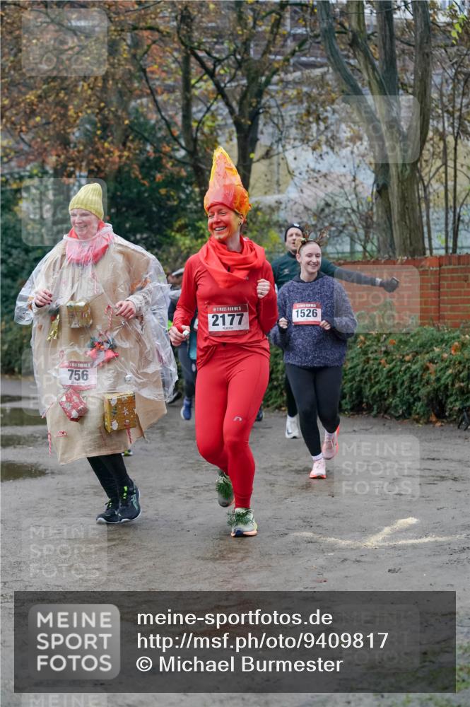 07.12.2025 - St. Pauli X-Mass-Run No. 15 Michael Burmester http://msf.ph/oto/9409817 07.12.2025 09:46:23 Laufen 756, 15, 2177, 1526 meine-sportfotos.de