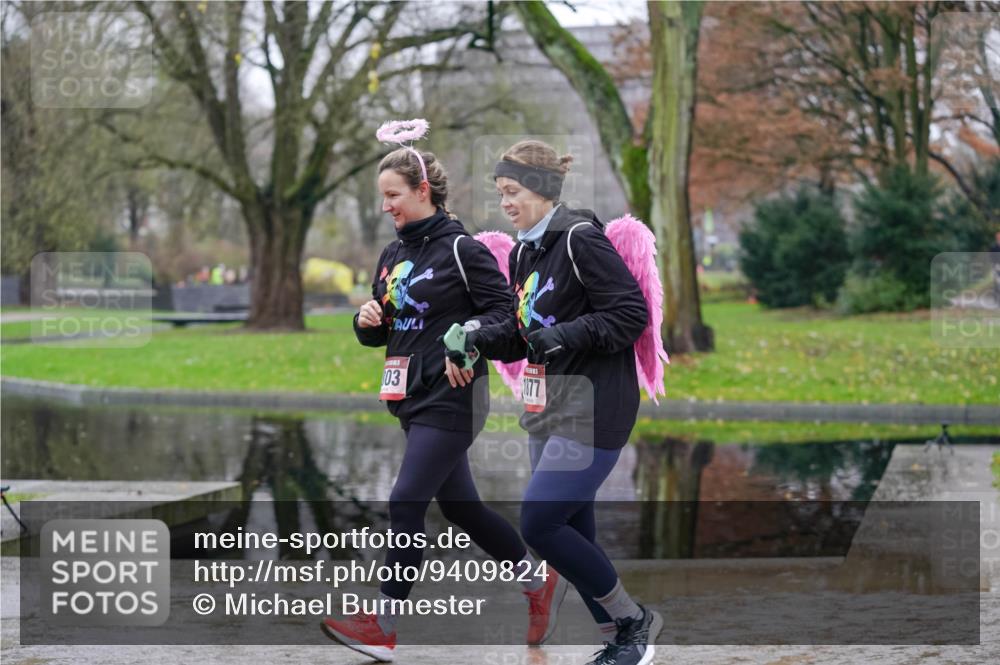 07.12.2025 - St. Pauli X-Mass-Run No. 15 Michael Burmester http://msf.ph/oto/9409824 07.12.2025 11:29:18 Laufen 303, 1877 meine-sportfotos.de