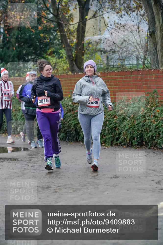07.12.2025 - St. Pauli X-Mass-Run No. 15 Michael Burmester http://msf.ph/oto/9409883 07.12.2025 09:46:41 Laufen 3493, 3815, 5686 meine-sportfotos.de
