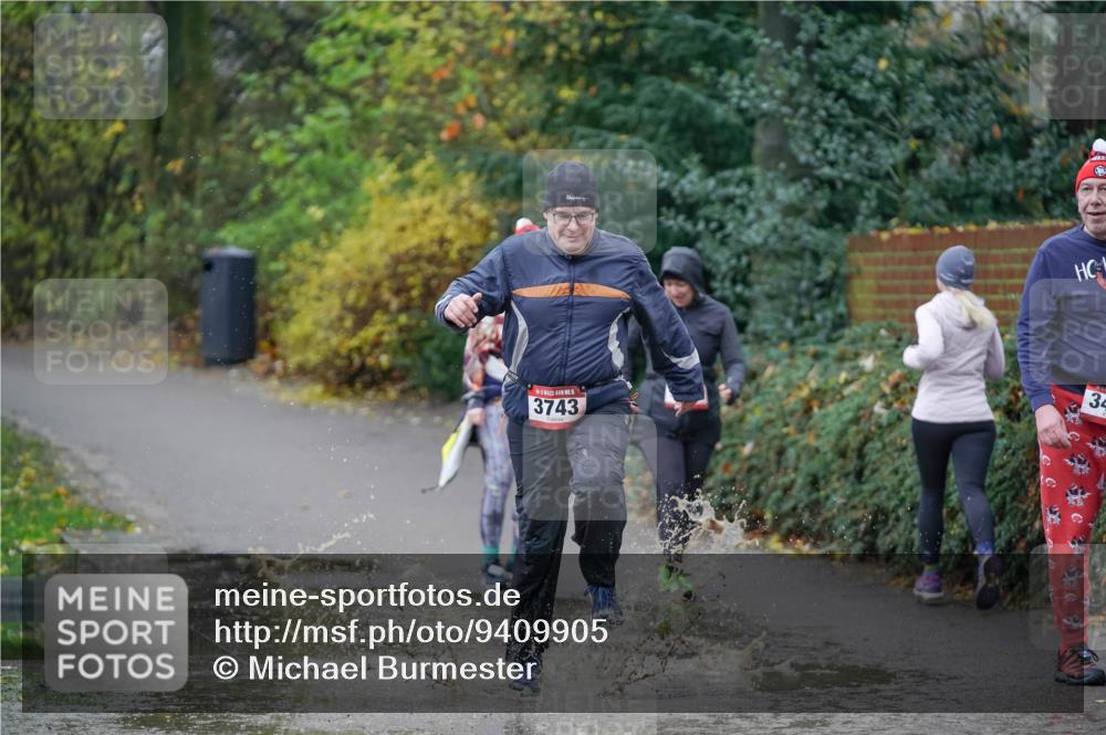 07.12.2025 - St. Pauli X-Mass-Run No. 15 Michael Burmester http://msf.ph/oto/9409905 07.12.2025 11:30:07 Laufen 15, 3743, 34 meine-sportfotos.de