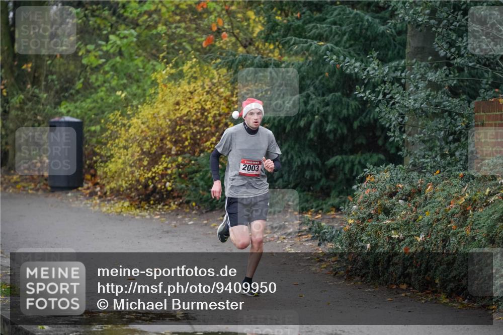 07.12.2025 - St. Pauli X-Mass-Run No. 15 Michael Burmester http://msf.ph/oto/9409950 07.12.2025 11:37:15 Laufen 2003 meine-sportfotos.de