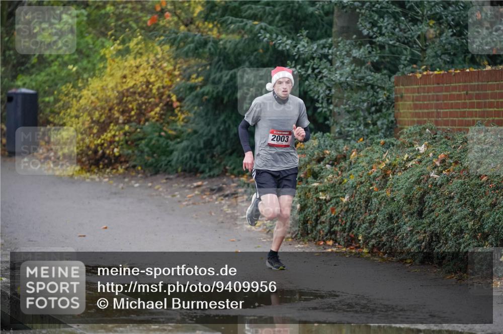 07.12.2025 - St. Pauli X-Mass-Run No. 15 Michael Burmester http://msf.ph/oto/9409956 07.12.2025 11:37:15 Laufen 2003 meine-sportfotos.de