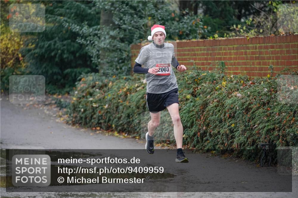 07.12.2025 - St. Pauli X-Mass-Run No. 15 Michael Burmester http://msf.ph/oto/9409959 07.12.2025 11:37:16 Laufen 2003 meine-sportfotos.de