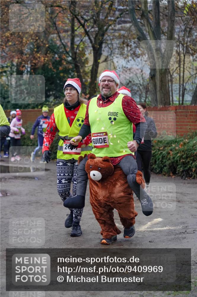 07.12.2025 - St. Pauli X-Mass-Run No. 15 Michael Burmester http://msf.ph/oto/9409969 07.12.2025 09:46:51 Laufen 28, 15 meine-sportfotos.de