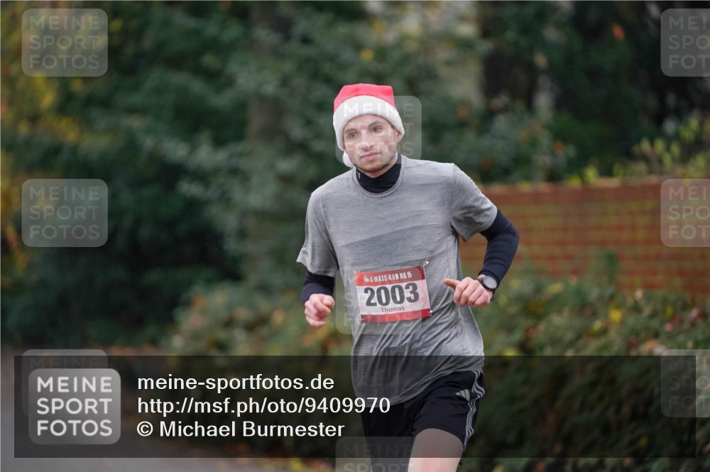 07.12.2025 - St. Pauli X-Mass-Run No. 15 Michael Burmester http://msf.ph/oto/9409970 07.12.2025 11:37:18 Laufen 15, 2003 meine-sportfotos.de