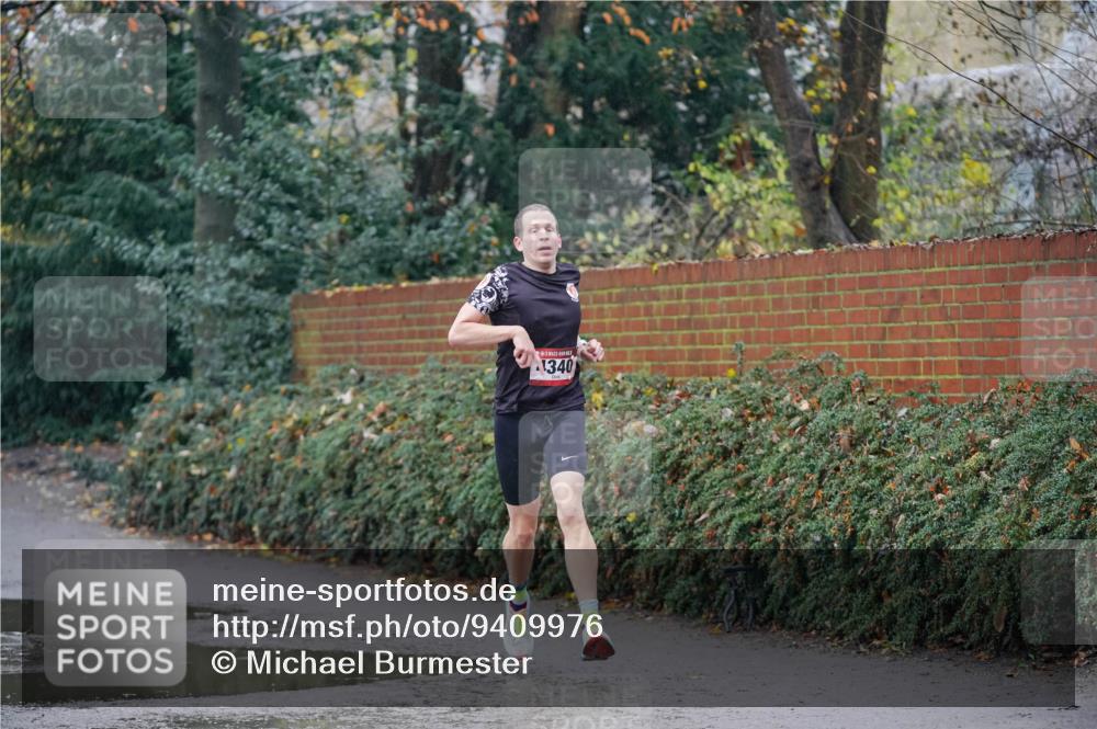 07.12.2025 - St. Pauli X-Mass-Run No. 15 Michael Burmester http://msf.ph/oto/9409976 07.12.2025 11:37:54 Laufen 1340 meine-sportfotos.de