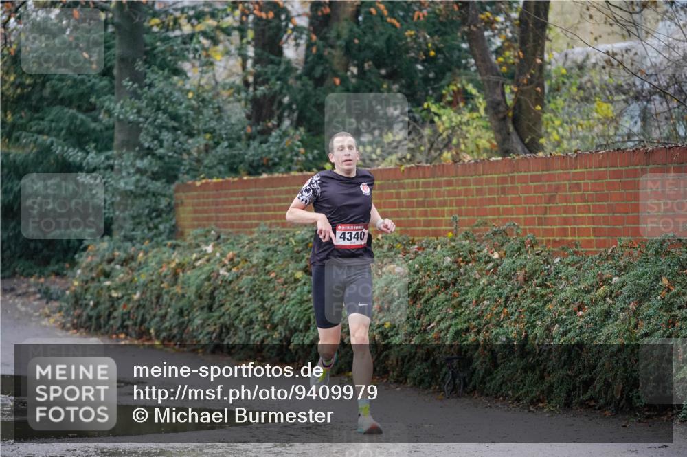 07.12.2025 - St. Pauli X-Mass-Run No. 15 Michael Burmester http://msf.ph/oto/9409979 07.12.2025 11:37:54 Laufen 4340 meine-sportfotos.de