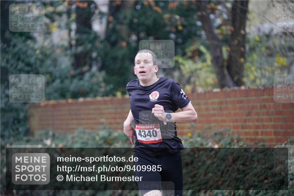 07.12.2025 - St. Pauli X-Mass-Run No. 15 Michael Burmester http://msf.ph/oto/9409985 07.12.2025 11:37:55 Laufen 15, 4340 meine-sportfotos.de