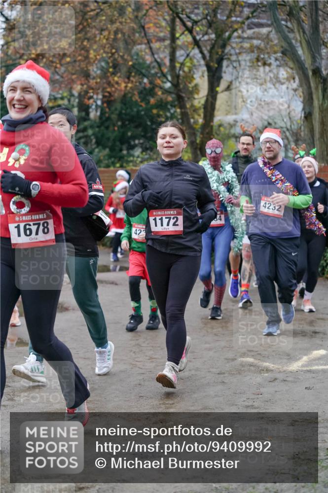 07.12.2025 - St. Pauli X-Mass-Run No. 15 Michael Burmester http://msf.ph/oto/9409992 07.12.2025 09:46:53 Laufen 5, 1678, 423, 15, 1172, 4, 4232 meine-sportfotos.de