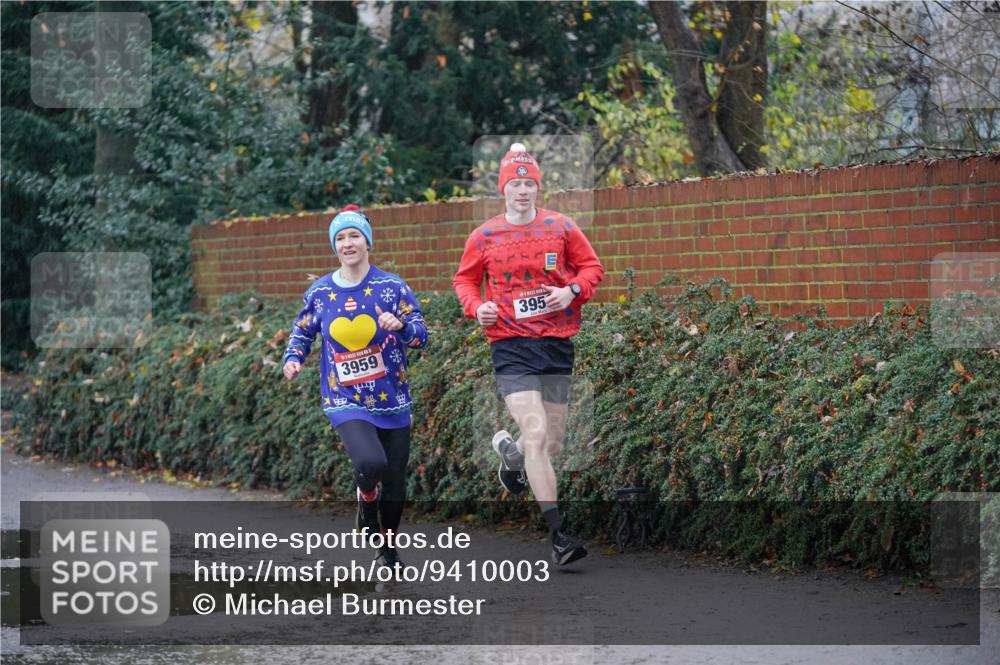 07.12.2025 - St. Pauli X-Mass-Run No. 15 Michael Burmester http://msf.ph/oto/9410003 07.12.2025 11:38:03 Laufen 3959, 395 meine-sportfotos.de