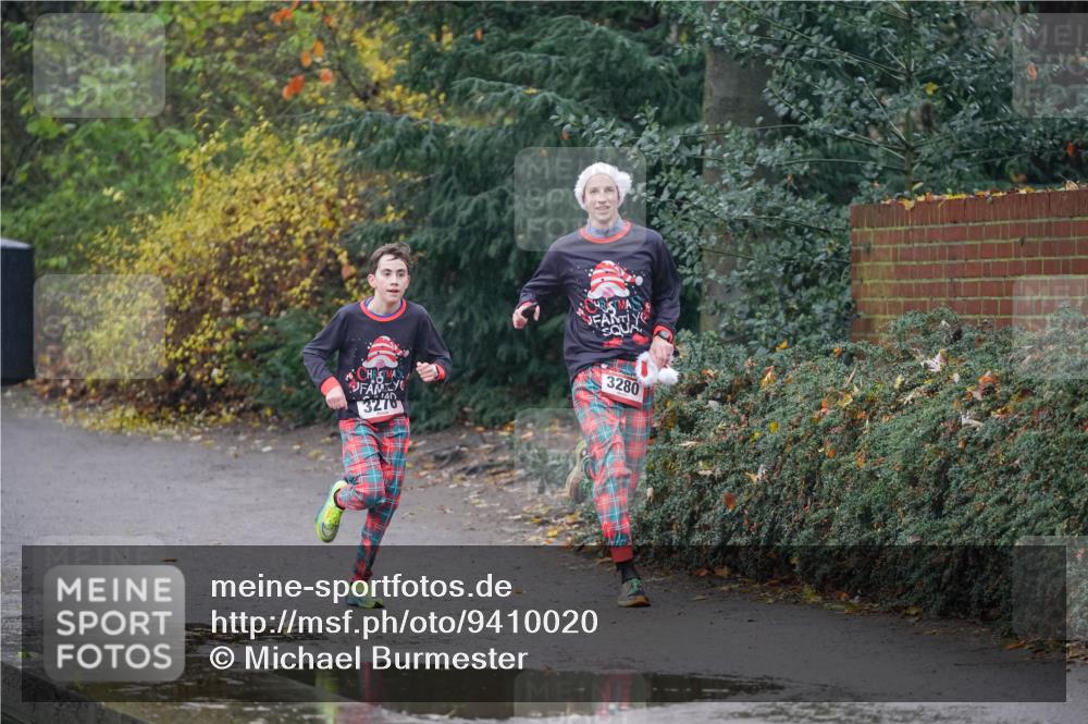 07.12.2025 - St. Pauli X-Mass-Run No. 15 Michael Burmester http://msf.ph/oto/9410020 07.12.2025 11:38:06 Laufen 3276, 3280 meine-sportfotos.de