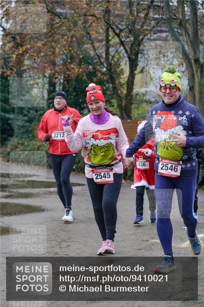 07.12.2025 - St. Pauli X-Mass-Run No. 15 Michael Burmester http://msf.ph/oto/9410021 07.12.2025 09:46:59 Laufen 3212, 15, 2545, 436, 15, 2546 meine-sportfotos.de