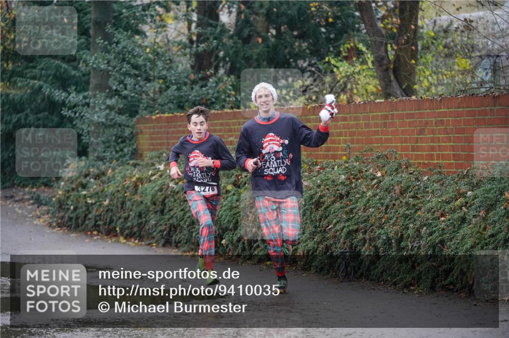 07.12.2025 - St. Pauli X-Mass-Run No. 15 Michael Burmester http://msf.ph/oto/9410035 07.12.2025 11:38:09 Laufen 3276 meine-sportfotos.de