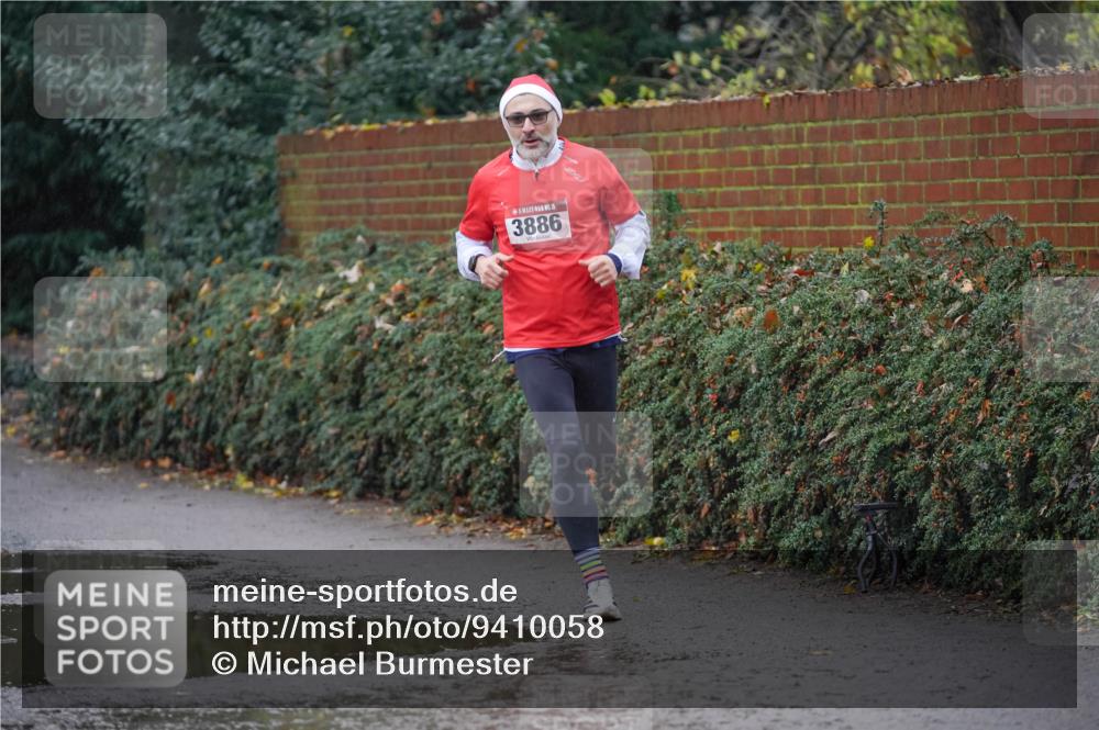 07.12.2025 - St. Pauli X-Mass-Run No. 15 Michael Burmester http://msf.ph/oto/9410058 07.12.2025 11:38:15 Laufen 2, 15, 3886 meine-sportfotos.de