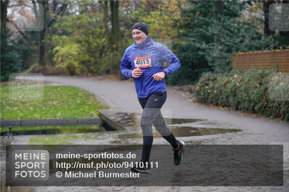 07.12.2025 - St. Pauli X-Mass-Run No. 15 Michael Burmester http://msf.ph/oto/9410111 07.12.2025 11:38:42 Laufen 15, 4013 meine-sportfotos.de