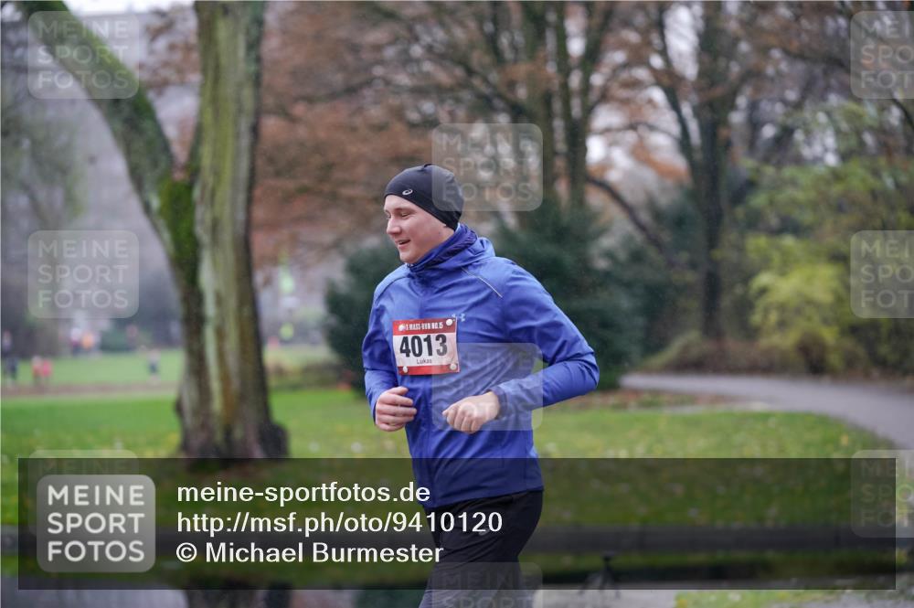 07.12.2025 - St. Pauli X-Mass-Run No. 15 Michael Burmester http://msf.ph/oto/9410120 07.12.2025 11:38:43 Laufen 15, 4013 meine-sportfotos.de