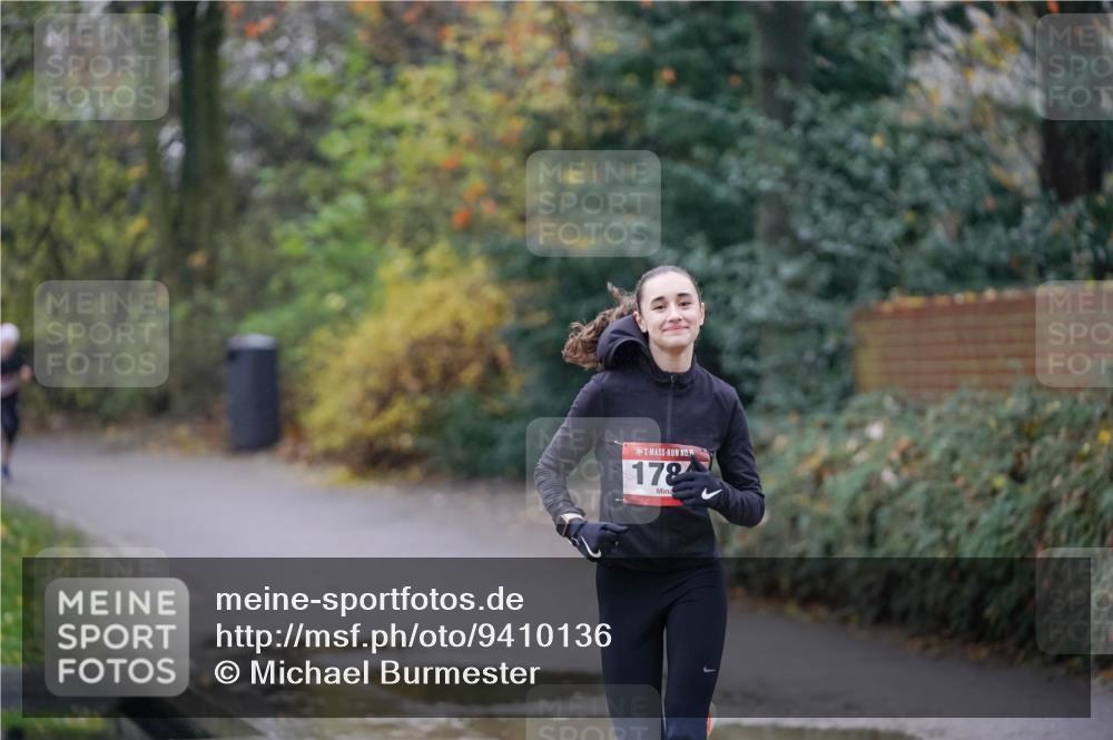 07.12.2025 - St. Pauli X-Mass-Run No. 15 Michael Burmester http://msf.ph/oto/9410136 07.12.2025 11:38:58 Laufen 15, 178 meine-sportfotos.de
