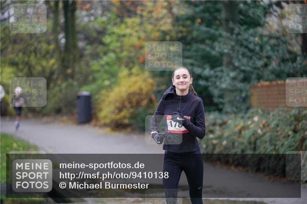 07.12.2025 - St. Pauli X-Mass-Run No. 15 Michael Burmester http://msf.ph/oto/9410138 07.12.2025 11:38:58 Laufen 178 meine-sportfotos.de