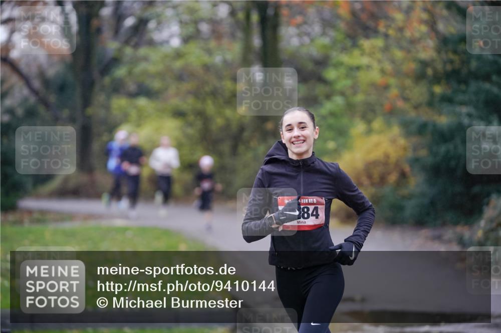 07.12.2025 - St. Pauli X-Mass-Run No. 15 Michael Burmester http://msf.ph/oto/9410144 07.12.2025 11:38:58 Laufen 15, 84 meine-sportfotos.de