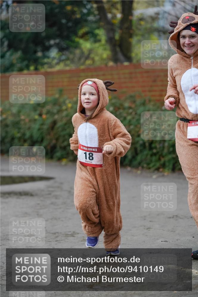 07.12.2025 - St. Pauli X-Mass-Run No. 15 Michael Burmester http://msf.ph/oto/9410149 07.12.2025 09:47:19 Laufen 15, 18 meine-sportfotos.de
