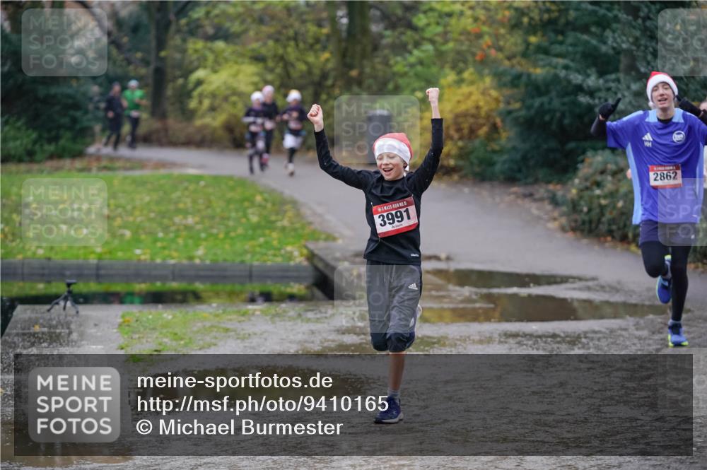 07.12.2025 - St. Pauli X-Mass-Run No. 15 Michael Burmester http://msf.ph/oto/9410165 07.12.2025 11:39:06 Laufen 15, 3991, 2862 meine-sportfotos.de