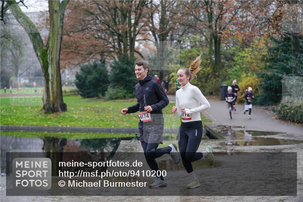07.12.2025 - St. Pauli X-Mass-Run No. 15 Michael Burmester http://msf.ph/oto/9410200 07.12.2025 11:39:09 Laufen 4174 meine-sportfotos.de