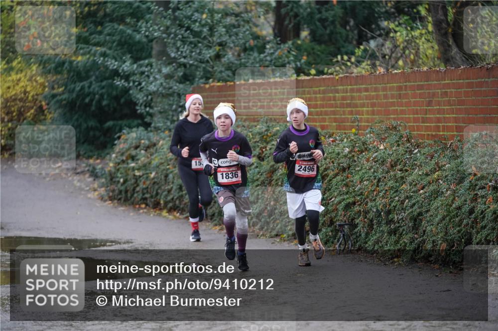 07.12.2025 - St. Pauli X-Mass-Run No. 15 Michael Burmester http://msf.ph/oto/9410212 07.12.2025 11:39:13 Laufen 15, 1836, 2496 meine-sportfotos.de