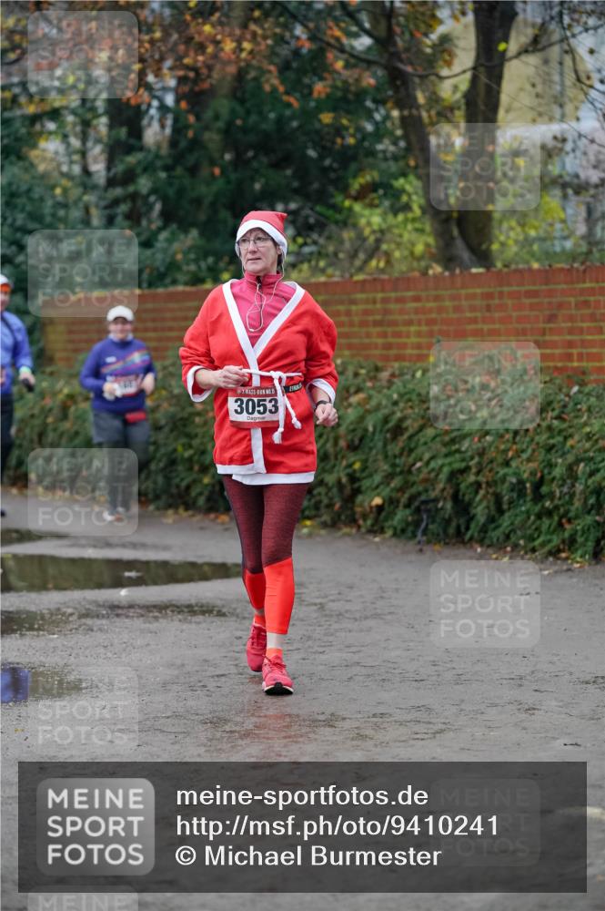 07.12.2025 - St. Pauli X-Mass-Run No. 15 Michael Burmester http://msf.ph/oto/9410241 07.12.2025 09:47:32 Laufen 15, 3053, 21 meine-sportfotos.de