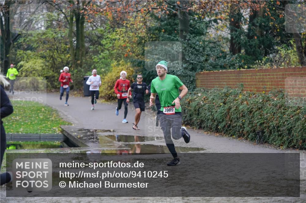 07.12.2025 - St. Pauli X-Mass-Run No. 15 Michael Burmester http://msf.ph/oto/9410245 07.12.2025 11:39:17 Laufen 3989 meine-sportfotos.de