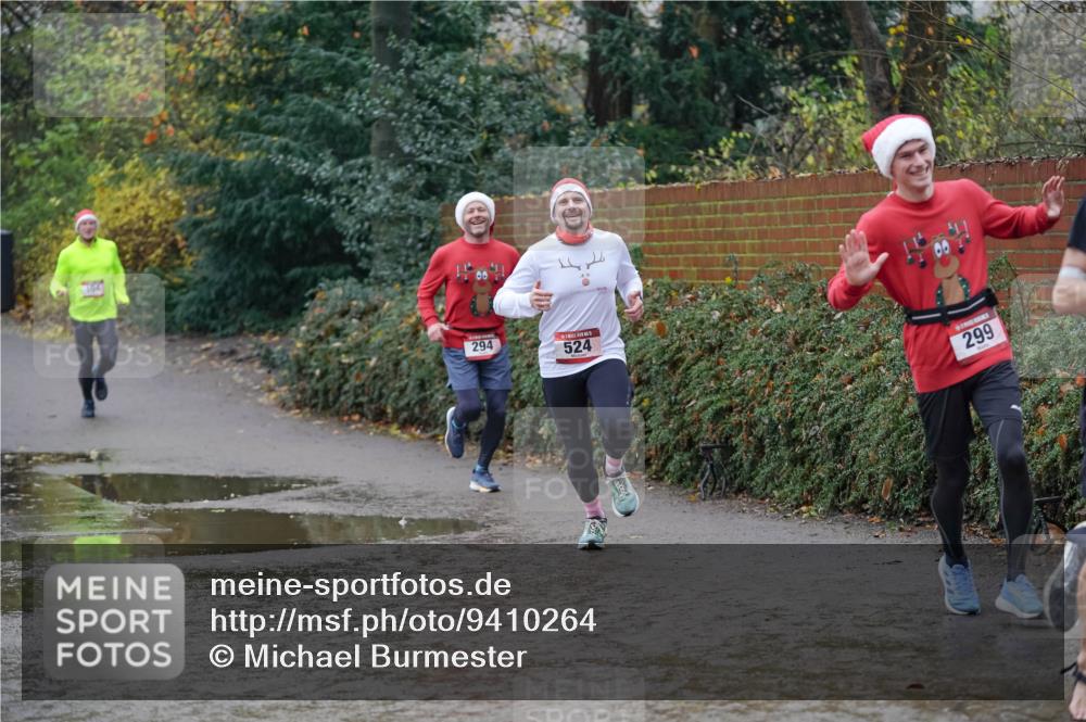 07.12.2025 - St. Pauli X-Mass-Run No. 15 Michael Burmester http://msf.ph/oto/9410264 07.12.2025 11:39:22 Laufen 294, 524, 299 meine-sportfotos.de