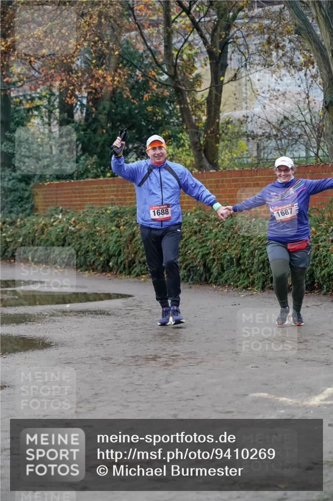 07.12.2025 - St. Pauli X-Mass-Run No. 15 Michael Burmester http://msf.ph/oto/9410269 07.12.2025 09:47:37 Laufen 1688, 1687 meine-sportfotos.de
