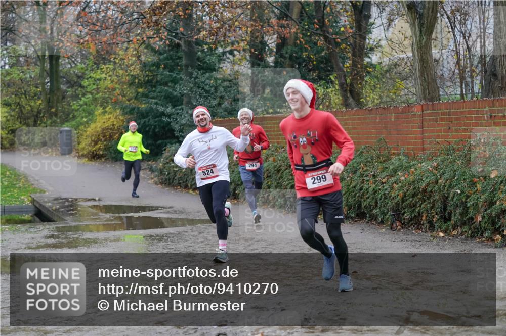 07.12.2025 - St. Pauli X-Mass-Run No. 15 Michael Burmester http://msf.ph/oto/9410270 07.12.2025 11:39:23 Laufen 164, 524, 294, 299 meine-sportfotos.de