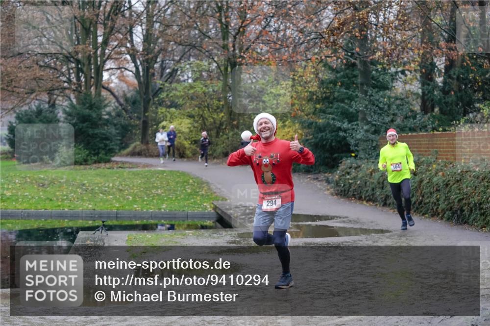 07.12.2025 - St. Pauli X-Mass-Run No. 15 Michael Burmester http://msf.ph/oto/9410294 07.12.2025 11:39:25 Laufen 294, 104 meine-sportfotos.de