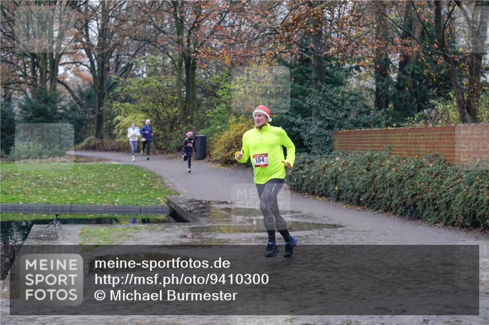 07.12.2025 - St. Pauli X-Mass-Run No. 15 Michael Burmester http://msf.ph/oto/9410300 07.12.2025 11:39:27 Laufen 104 meine-sportfotos.de