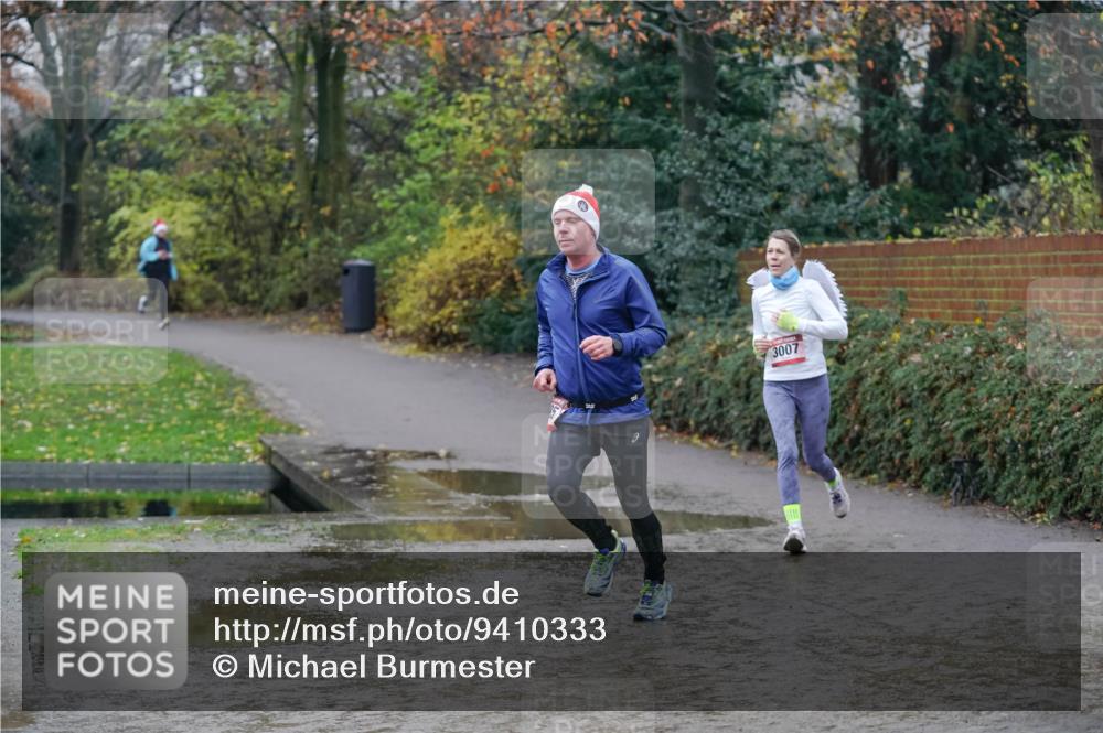 07.12.2025 - St. Pauli X-Mass-Run No. 15 Michael Burmester http://msf.ph/oto/9410333 07.12.2025 11:39:36 Laufen 3007 meine-sportfotos.de