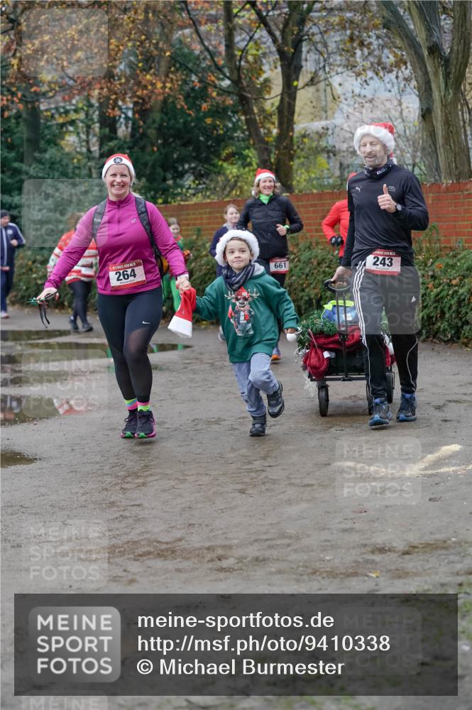 07.12.2025 - St. Pauli X-Mass-Run No. 15 Michael Burmester http://msf.ph/oto/9410338 07.12.2025 09:47:48 Laufen 264, 661, 243 meine-sportfotos.de