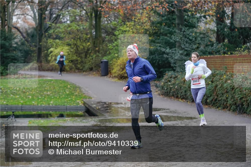 07.12.2025 - St. Pauli X-Mass-Run No. 15 Michael Burmester http://msf.ph/oto/9410339 07.12.2025 11:39:36 Laufen 3007 meine-sportfotos.de