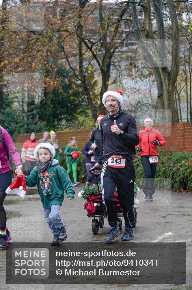07.12.2025 - St. Pauli X-Mass-Run No. 15 Michael Burmester http://msf.ph/oto/9410341 07.12.2025 09:47:49 Laufen 15, 243, 658 meine-sportfotos.de