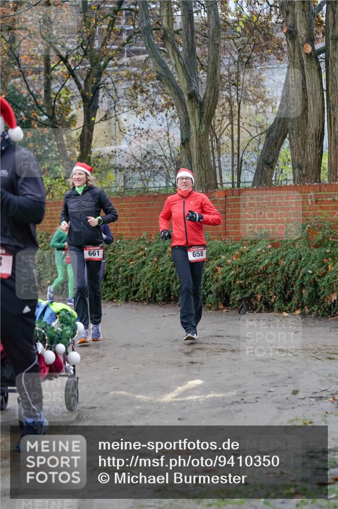 07.12.2025 - St. Pauli X-Mass-Run No. 15 Michael Burmester http://msf.ph/oto/9410350 07.12.2025 09:47:49 Laufen 661, 658 meine-sportfotos.de