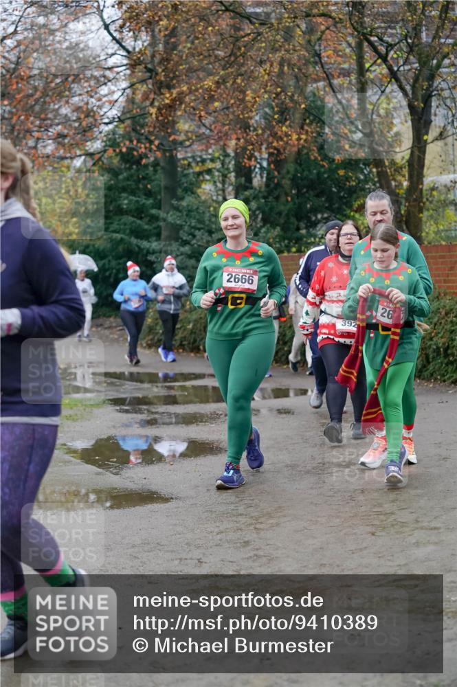 07.12.2025 - St. Pauli X-Mass-Run No. 15 Michael Burmester http://msf.ph/oto/9410389 07.12.2025 09:47:54 Laufen 2666, 392, 26 meine-sportfotos.de