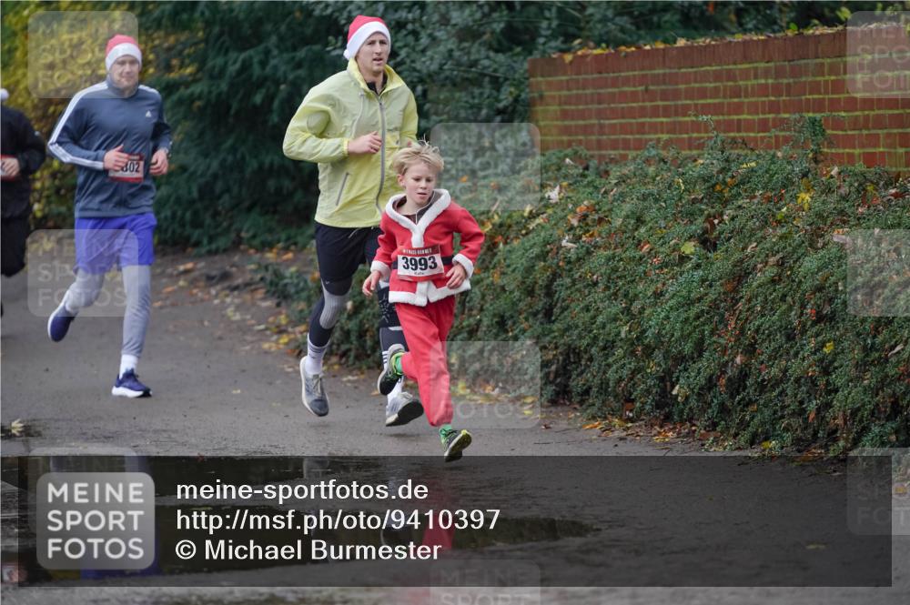07.12.2025 - St. Pauli X-Mass-Run No. 15 Michael Burmester http://msf.ph/oto/9410397 07.12.2025 11:39:58 Laufen 802, 3993 meine-sportfotos.de