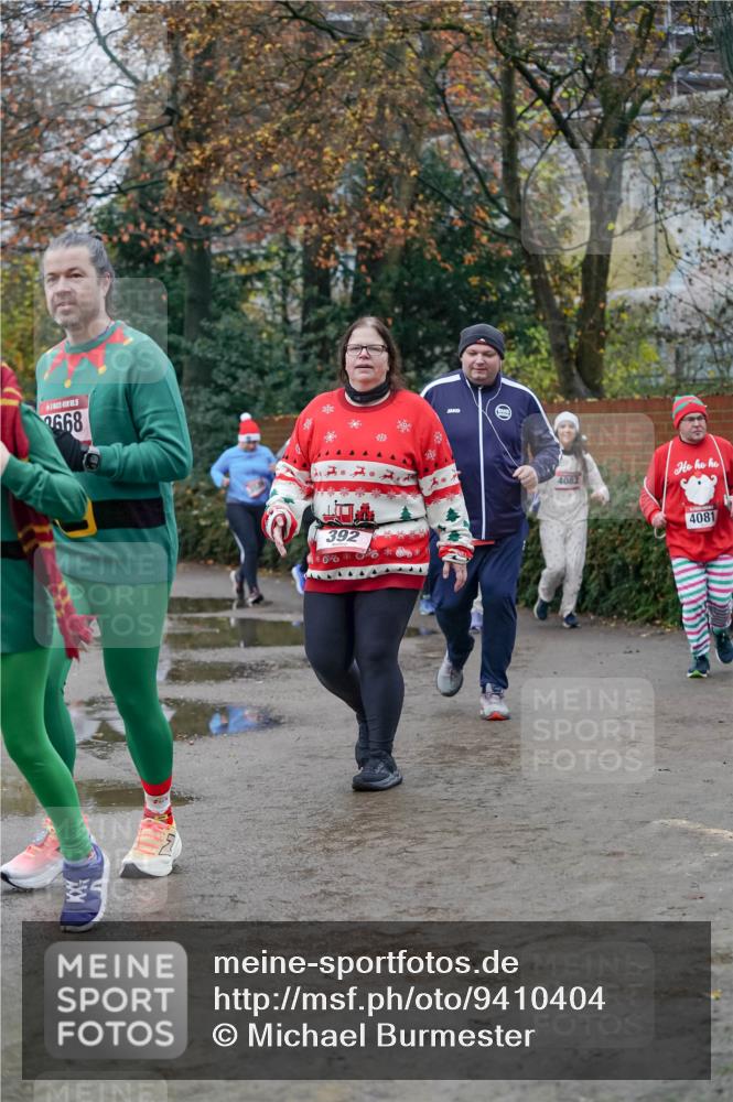 07.12.2025 - St. Pauli X-Mass-Run No. 15 Michael Burmester http://msf.ph/oto/9410404 07.12.2025 09:47:56 Laufen 2668, 392, 00, 4082, 4081 meine-sportfotos.de