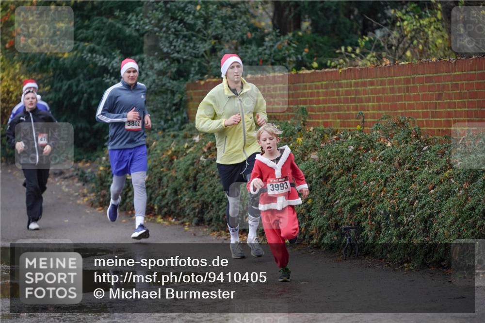 07.12.2025 - St. Pauli X-Mass-Run No. 15 Michael Burmester http://msf.ph/oto/9410405 07.12.2025 11:39:59 Laufen 6, 479, 3802, 3993 meine-sportfotos.de