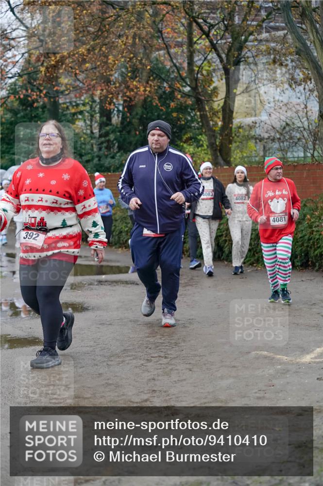 07.12.2025 - St. Pauli X-Mass-Run No. 15 Michael Burmester http://msf.ph/oto/9410410 07.12.2025 09:47:57 Laufen 392, 00, 4083, 4082, 4081 meine-sportfotos.de