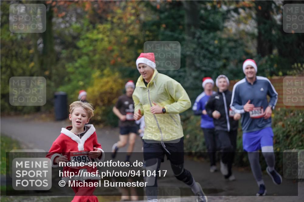 07.12.2025 - St. Pauli X-Mass-Run No. 15 Michael Burmester http://msf.ph/oto/9410417 07.12.2025 11:40:01 Laufen 3993, 3802 meine-sportfotos.de