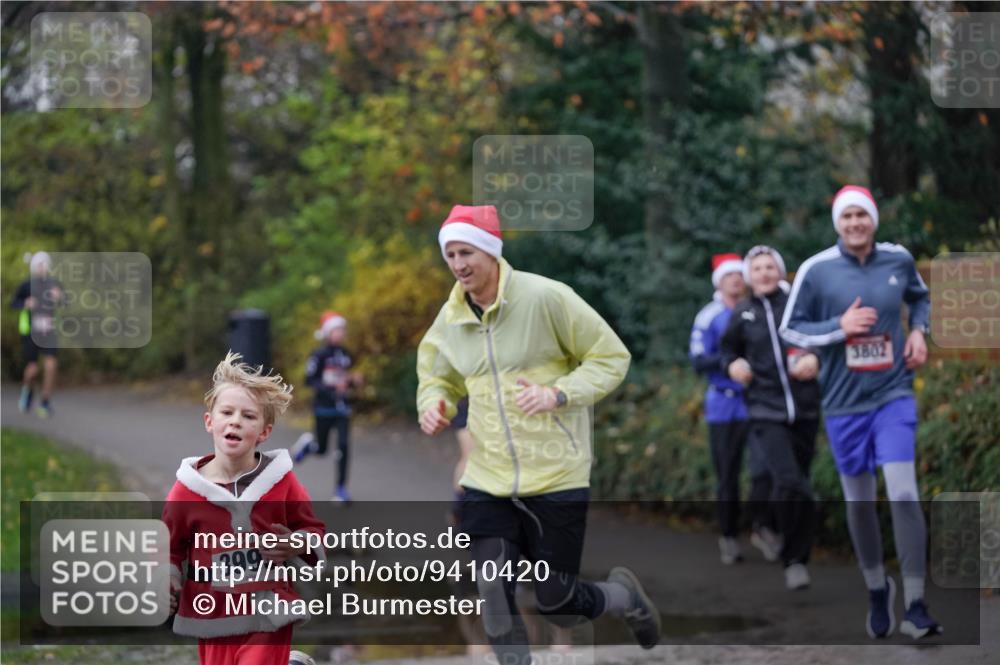 07.12.2025 - St. Pauli X-Mass-Run No. 15 Michael Burmester http://msf.ph/oto/9410420 07.12.2025 11:40:01 Laufen 399, 3802 meine-sportfotos.de